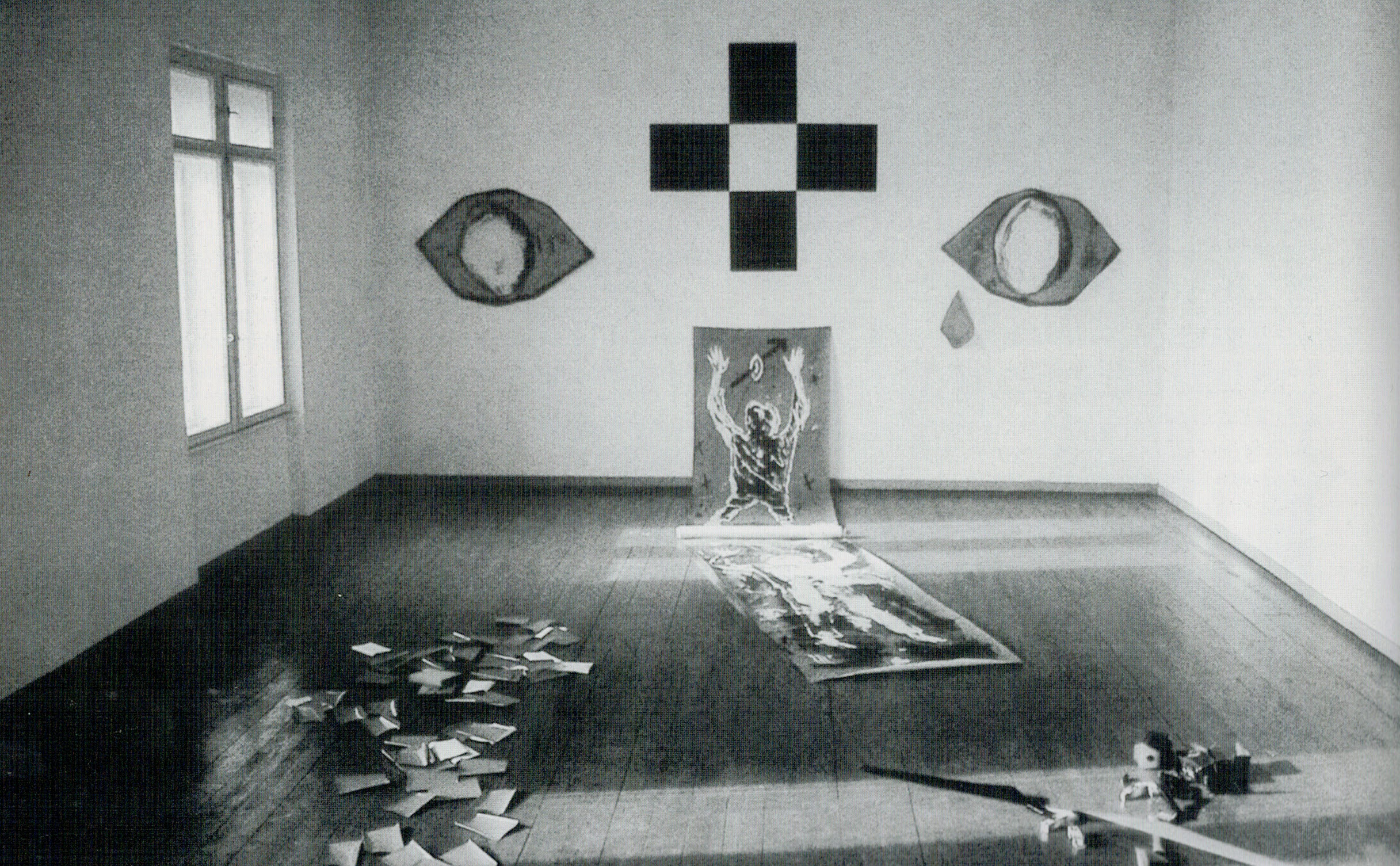 FOTO-EGO-TOT (HOMMAGE TO ULAY) (1986) installation