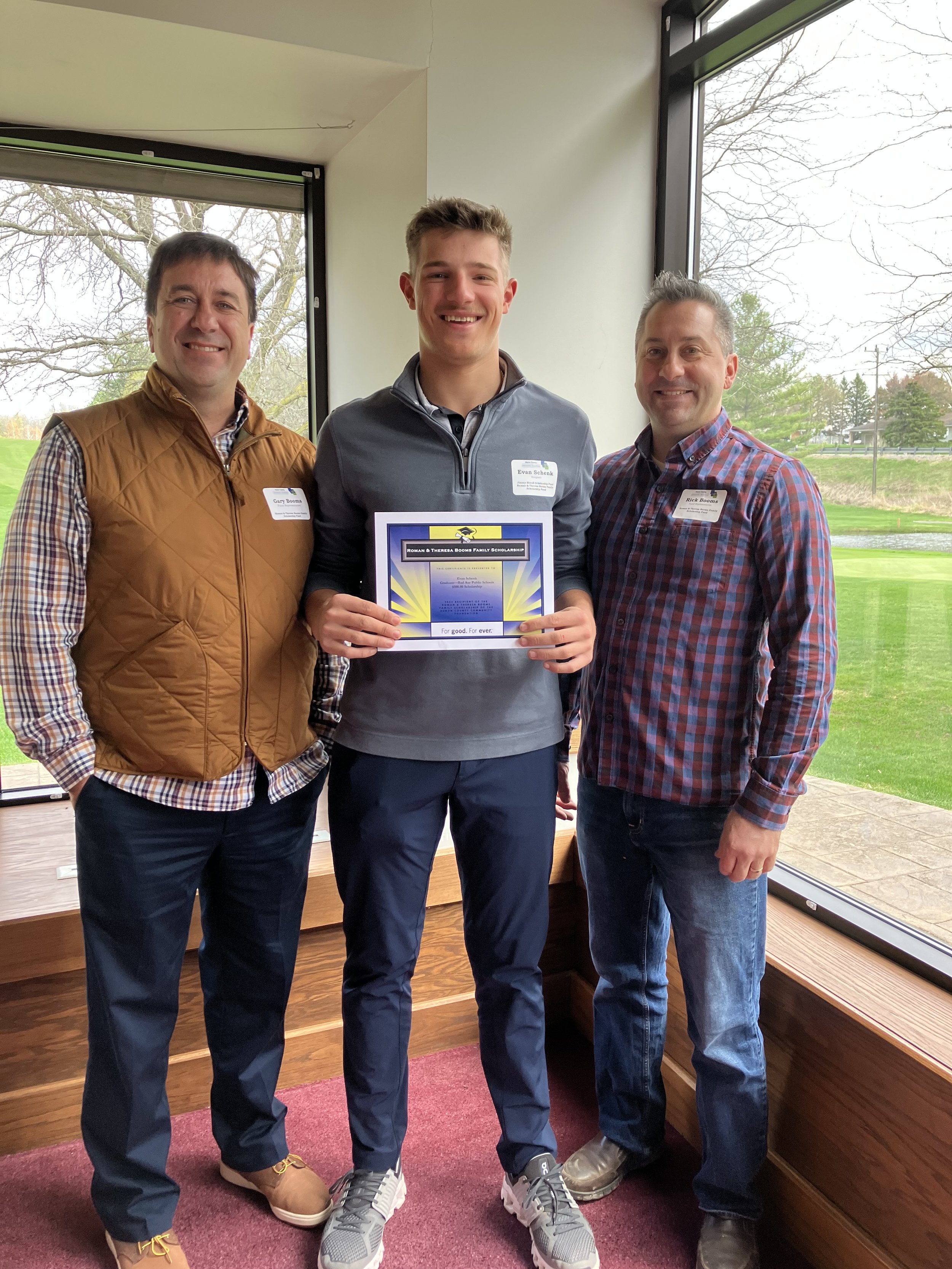 Evan Schenk with Gary & Rick Booms - Booms Winner.JPG