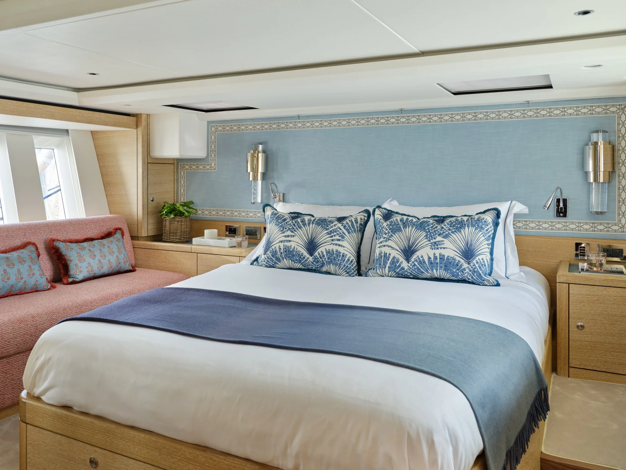 Henry Prideaux - Oyster Yacht6824.jpg