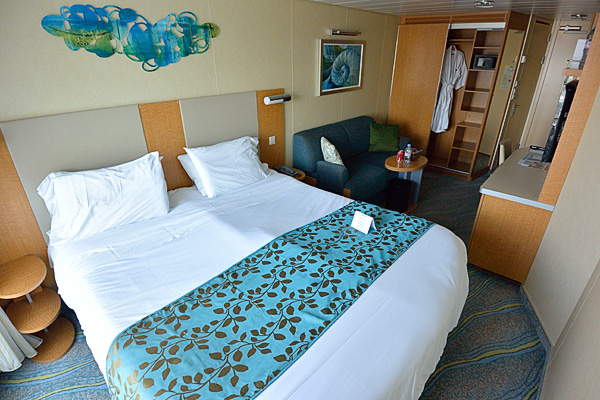 D8 Ocean View Balcony 8716