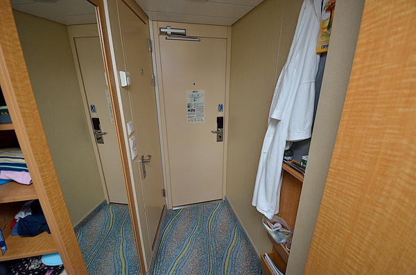 Cabin 10 194 D1