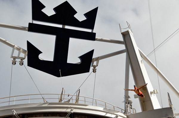 The highest diving platform at the stern of the ship during the Aqua Show