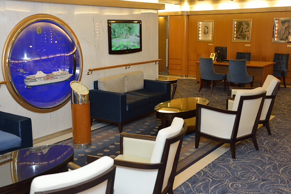 Sitting area and the scuba diving excursions desk, where dive trips are organized