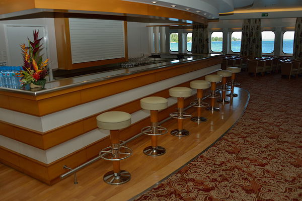 The bar in Le Grande Salon
