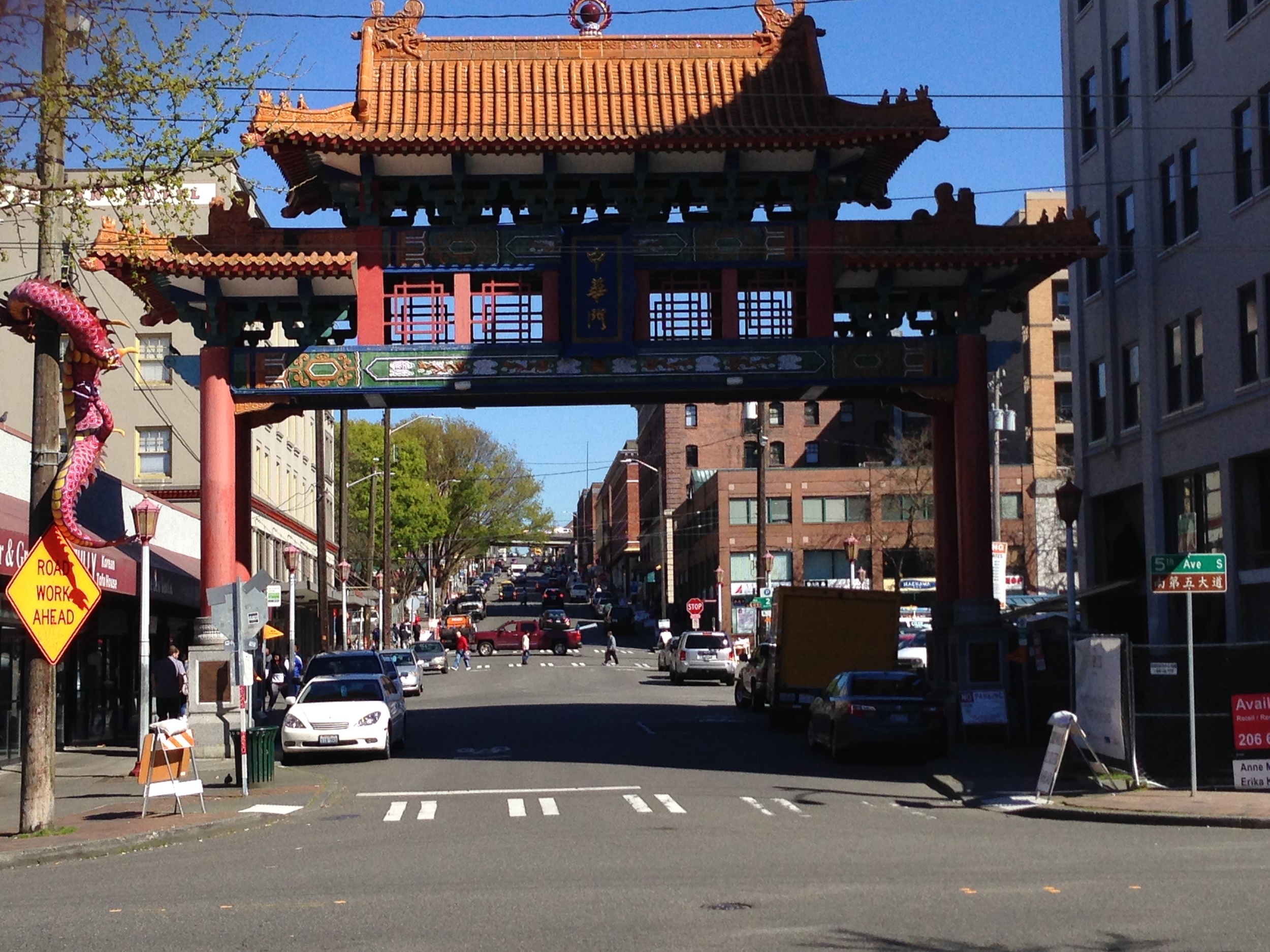 The gate to China Town