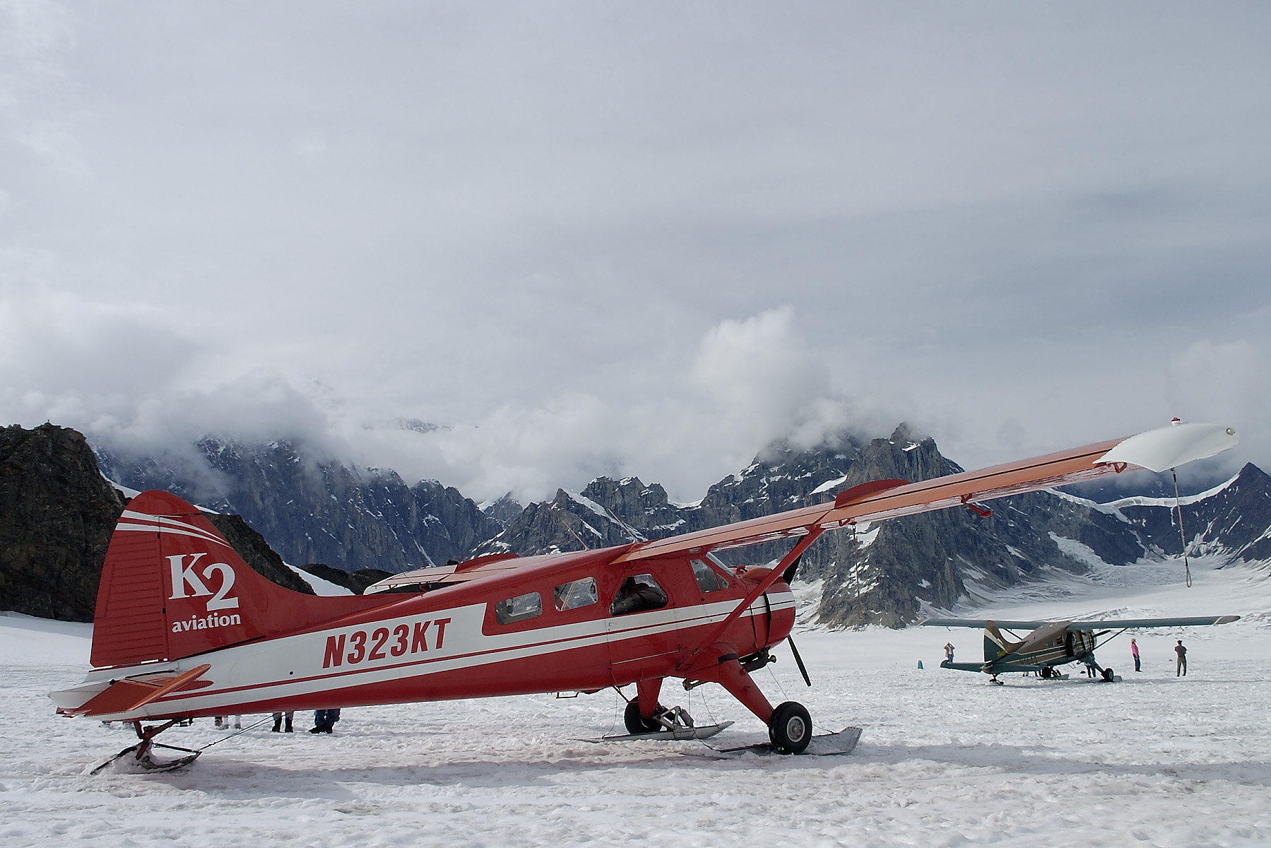 When we arrived in Talkeetna, we had the opportunity to take a flight seeing tour onto a glacier. 
