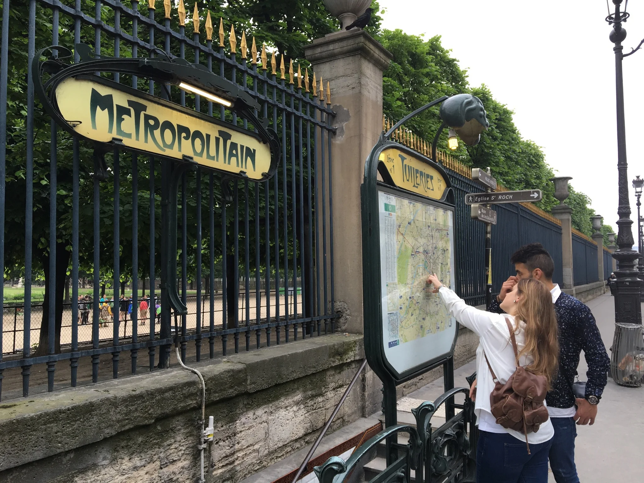 While I relied on an "offline" app to navigate the Metro, it's also good to know how to read the map- technology doesn't always work!