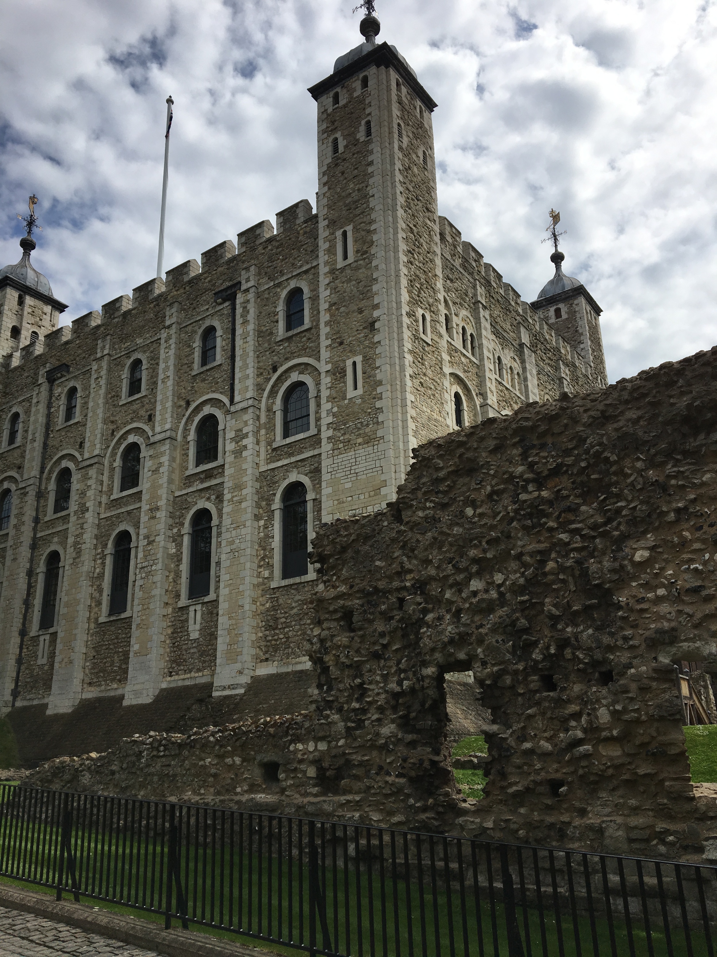 We prioritized a morning at the Tower of London with a docent from Context Tours, where we could experience history, architecture and the beautiful crown jewels.