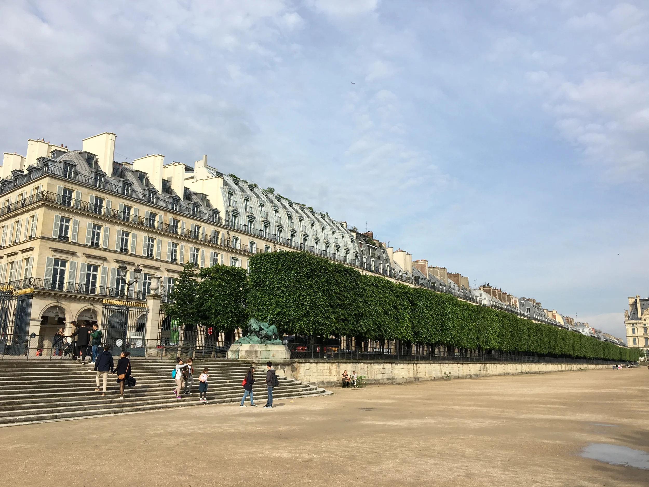 The classic architecture along Rue due Rivoli from Tuileries