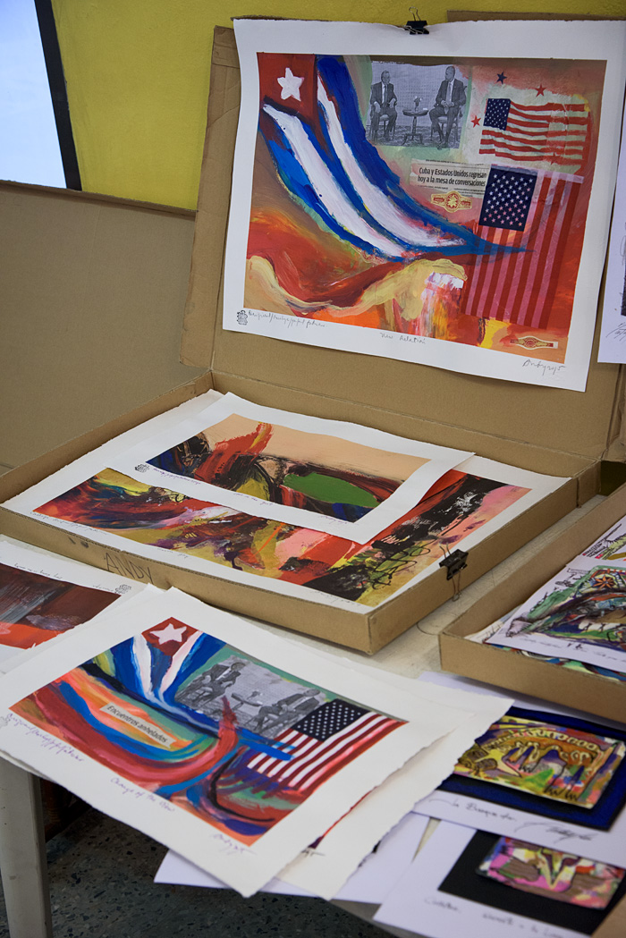 At an art market in Cuba, the local art told the story of the opening of relations between Cuba and the US. 
