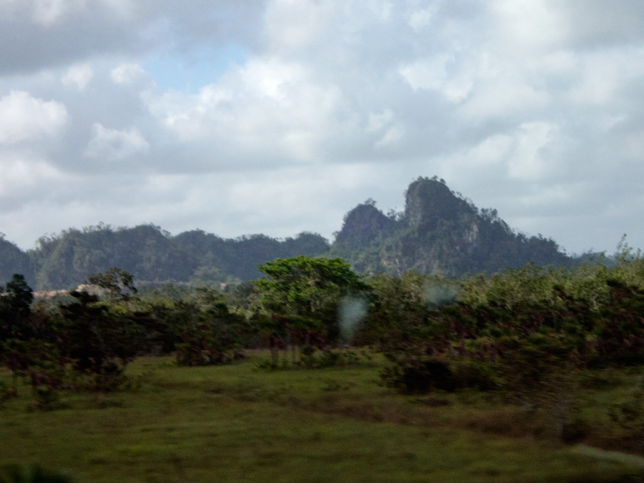 The mountains and jungle through the bus window