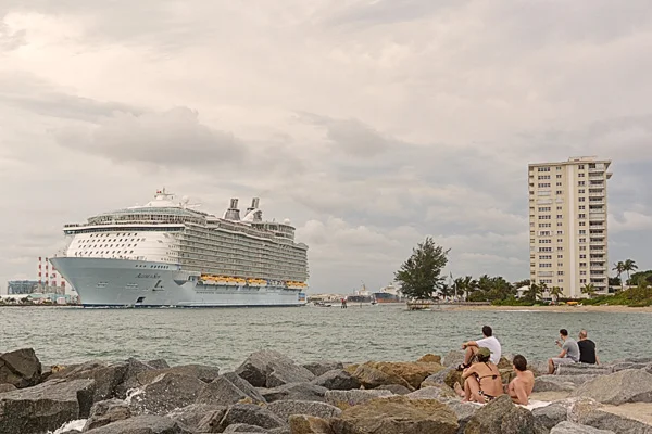  A cruise ship leaves Miami Beach