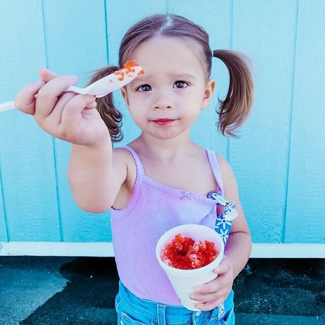 sharing sno cones has us all like......
So come get your own!! ALL LOCATIONS OPEN TILL 10 (51 and Sheridan closes at 9)
111 - 91 - 81 - 71 - Jenks - Peoria - The Driller - Delaware 🍧🎉
beat the rain!!!