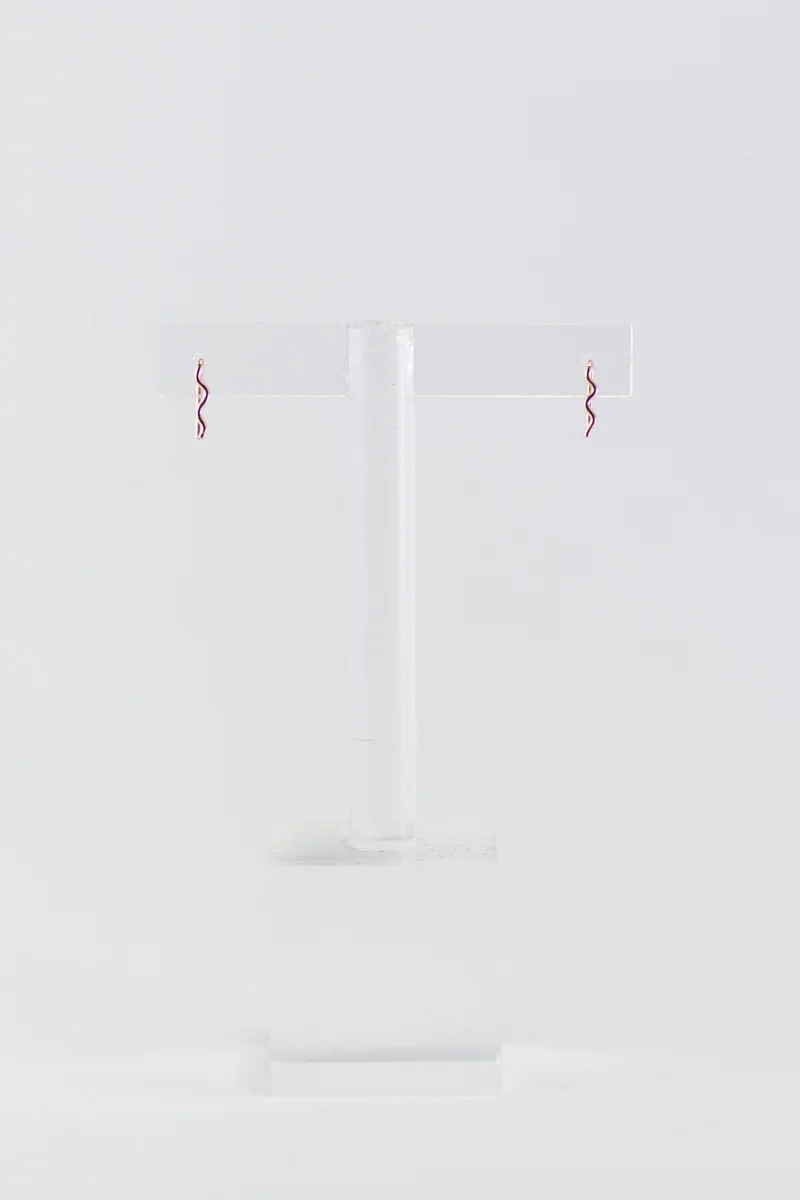 PD05_GldWvSm_Ear.jpg