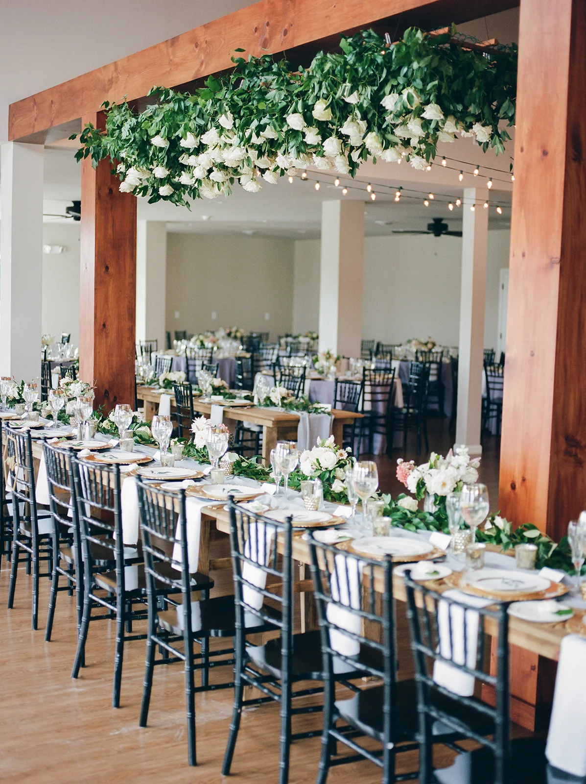 Farm House Table Hess 1 .jpg