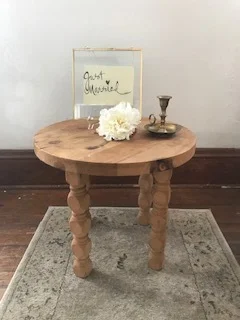 cofee table extra small .jpg