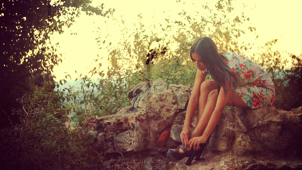 aleme-the-shoe.gif