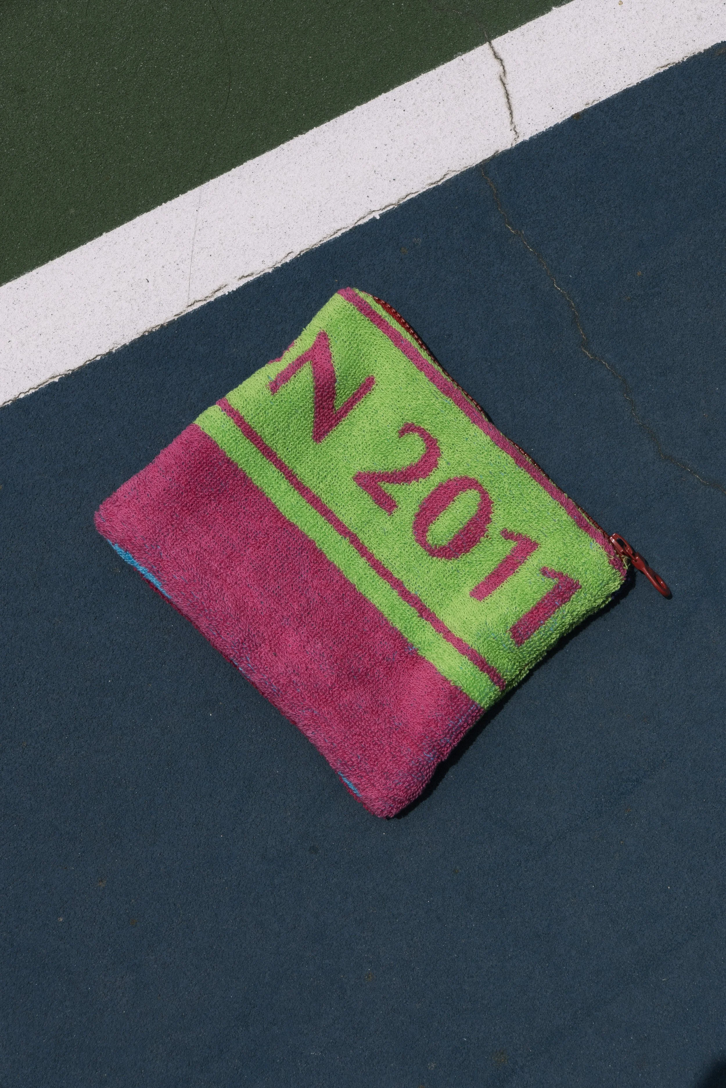 L11 Tennis Pouch: 0114