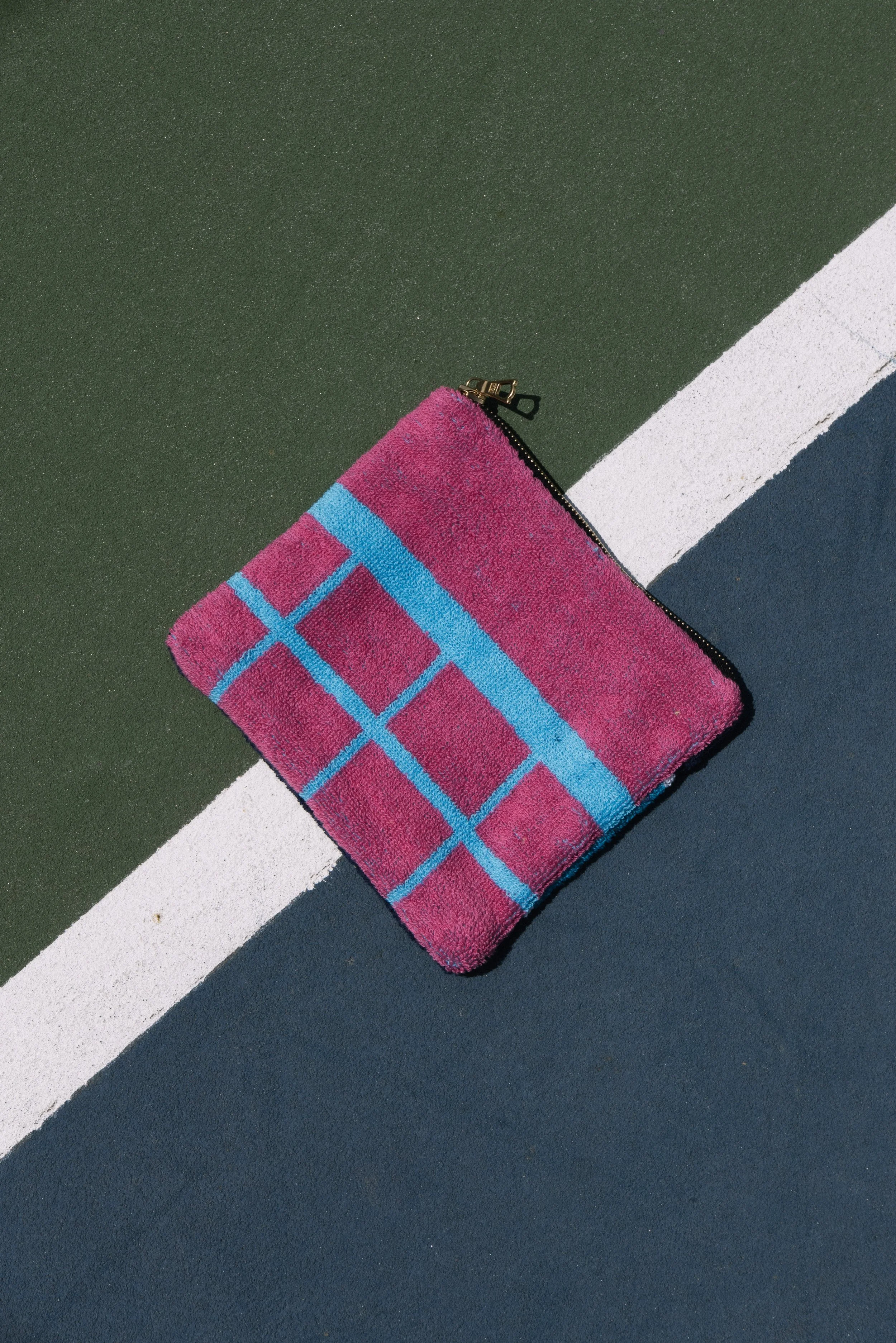 L11 Tennis Pouch: 0140