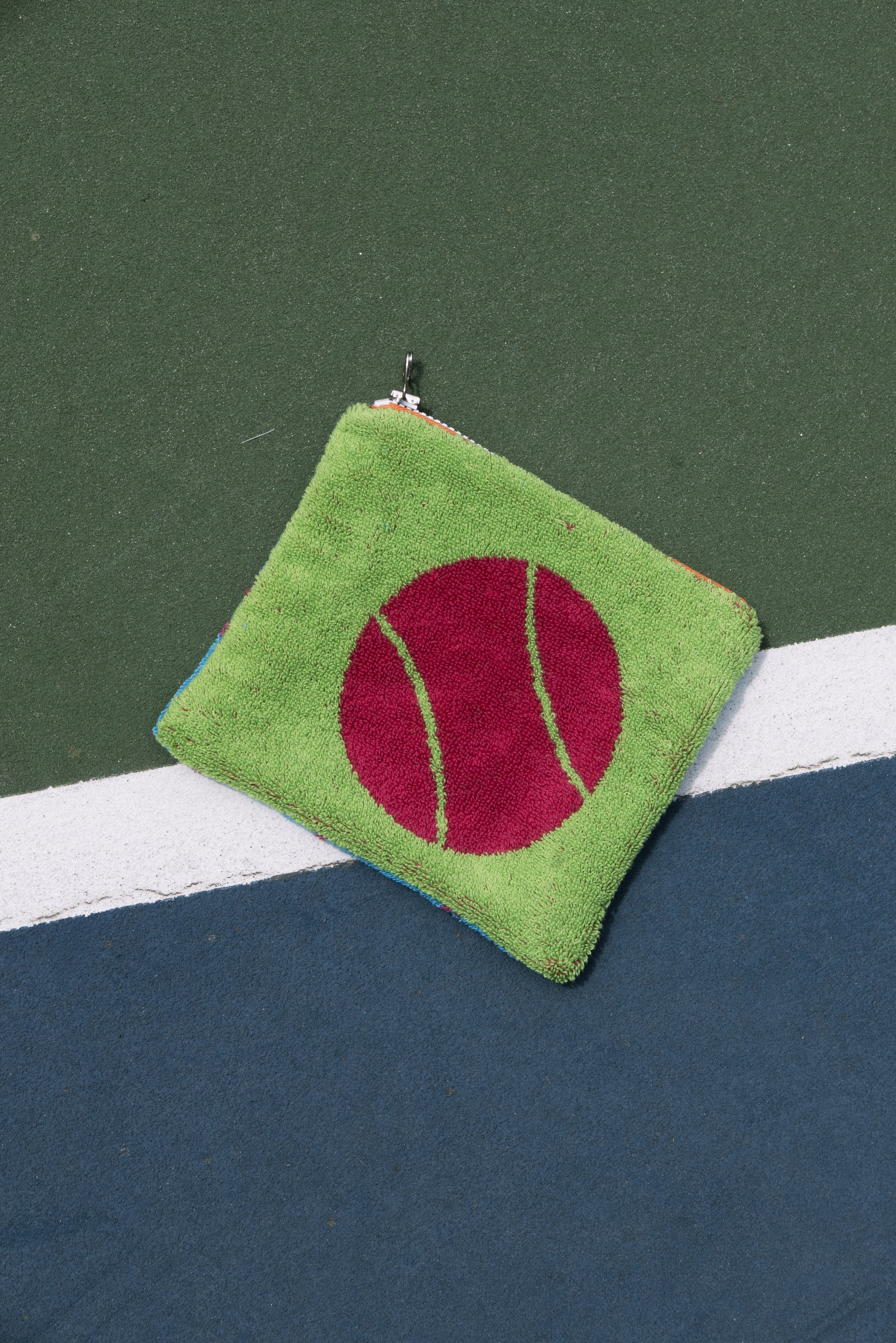 L11 Tennis Pouch: 0126