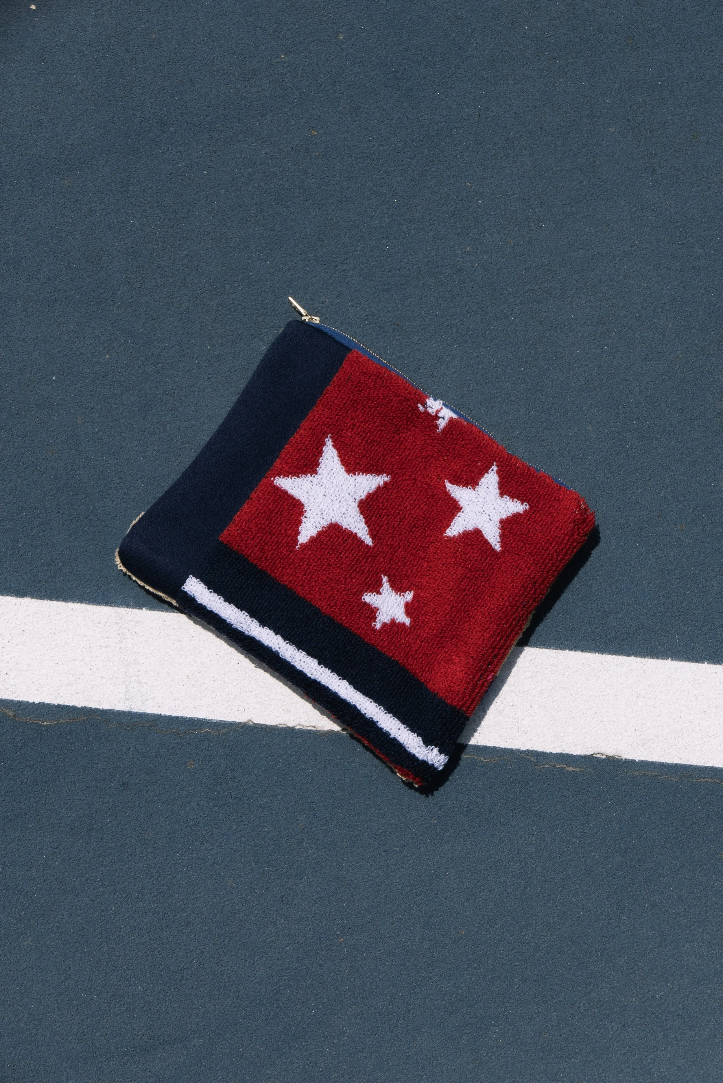 L11 Tennis Pouch: 0145