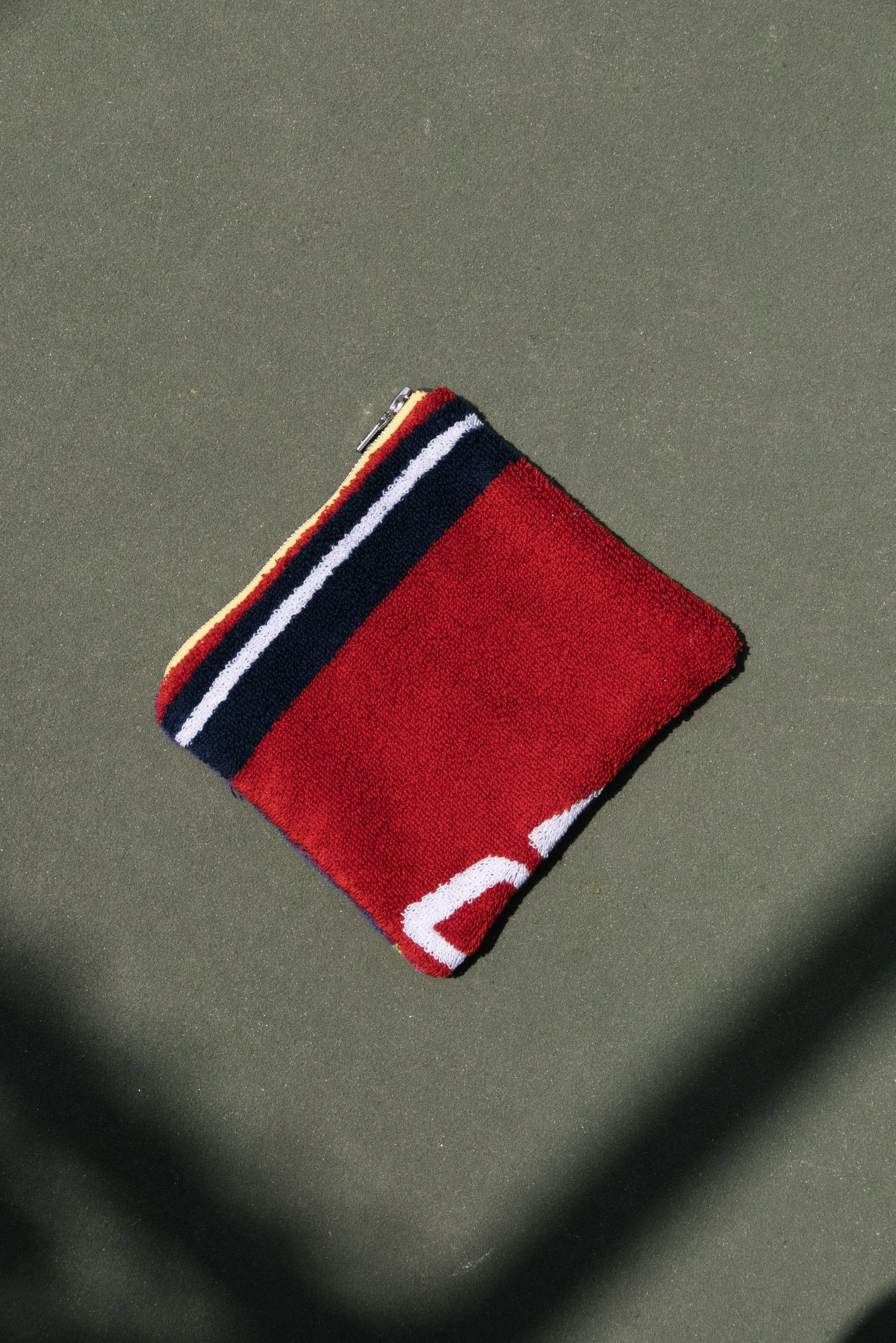 L11 Tennis Pouch: 0155