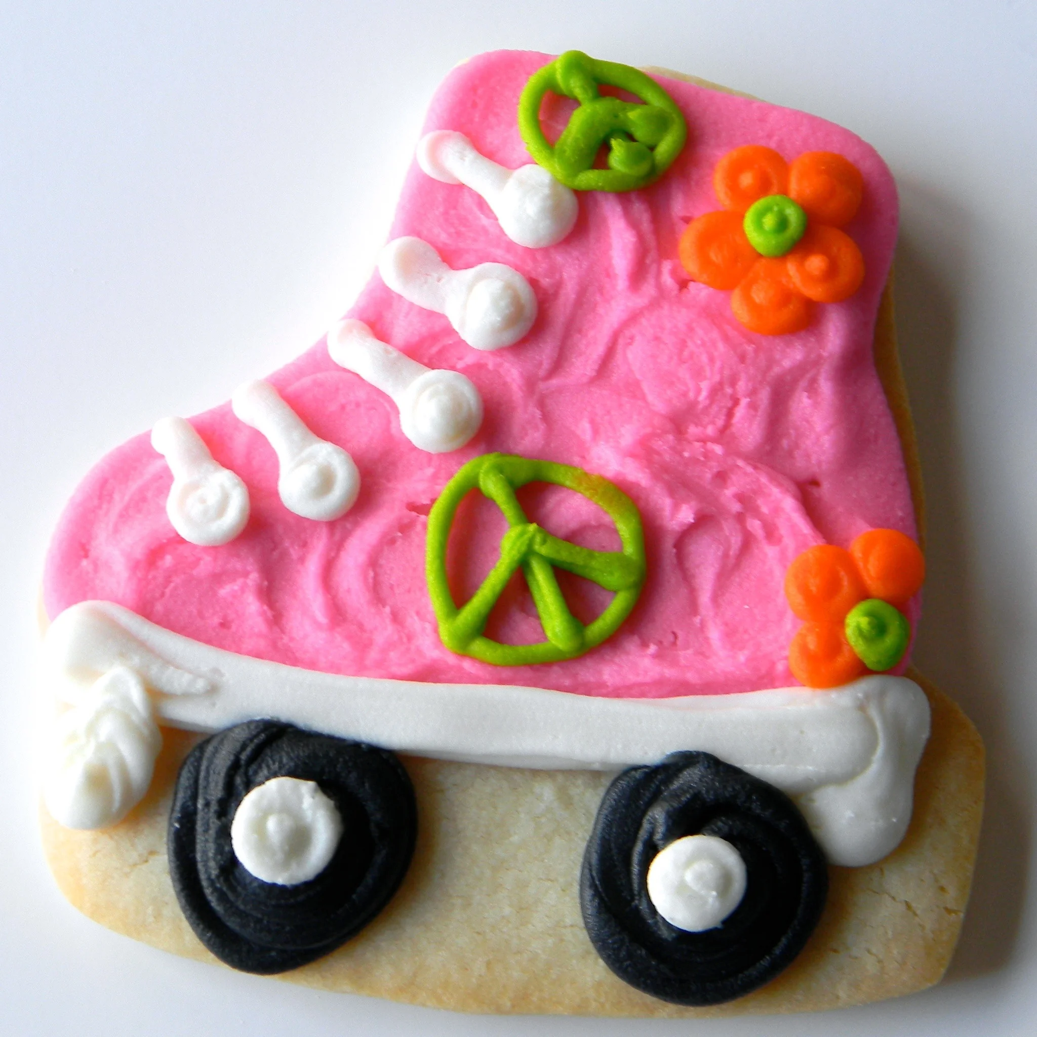 cookie.sports.roller.skate.jpg