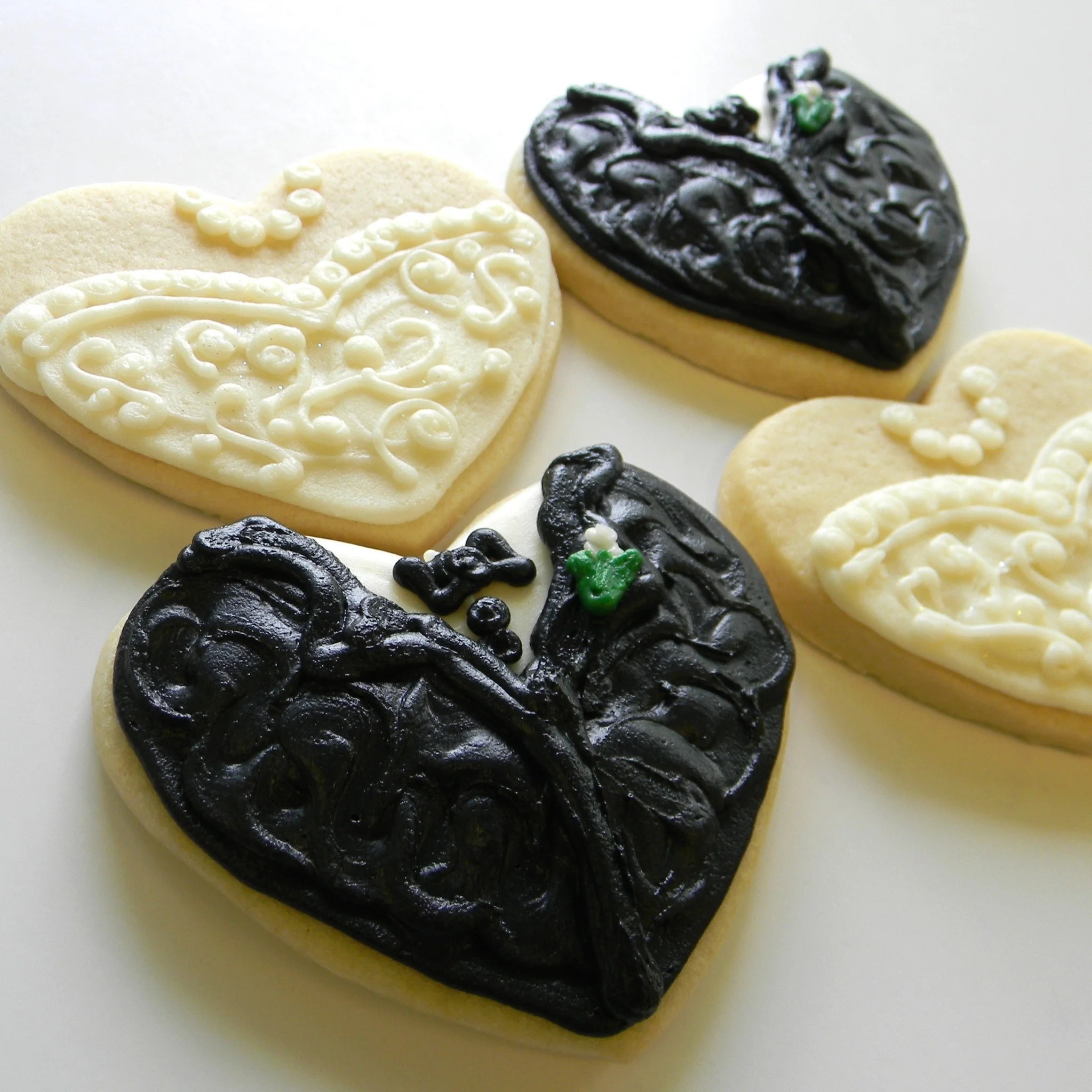 Wedding.cookies.dress.tux.heart.jpg