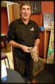 John-spinning-a-yarn.jpg