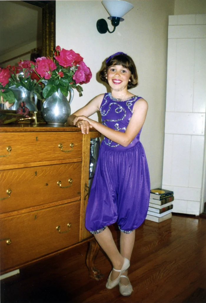 A young MacKenzie sporting the "unbeatable hammer-pants" as a young thang!