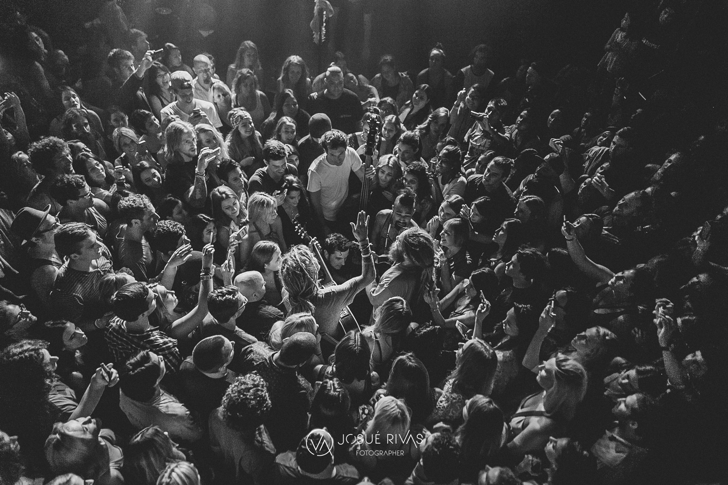 Troubadour w/ Trevor Hall, Photo by Josue Rivas