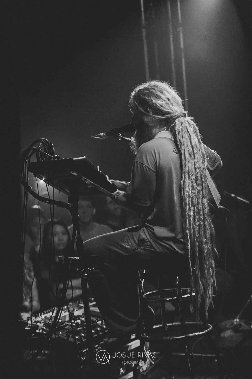 Photo by Josue Rivas