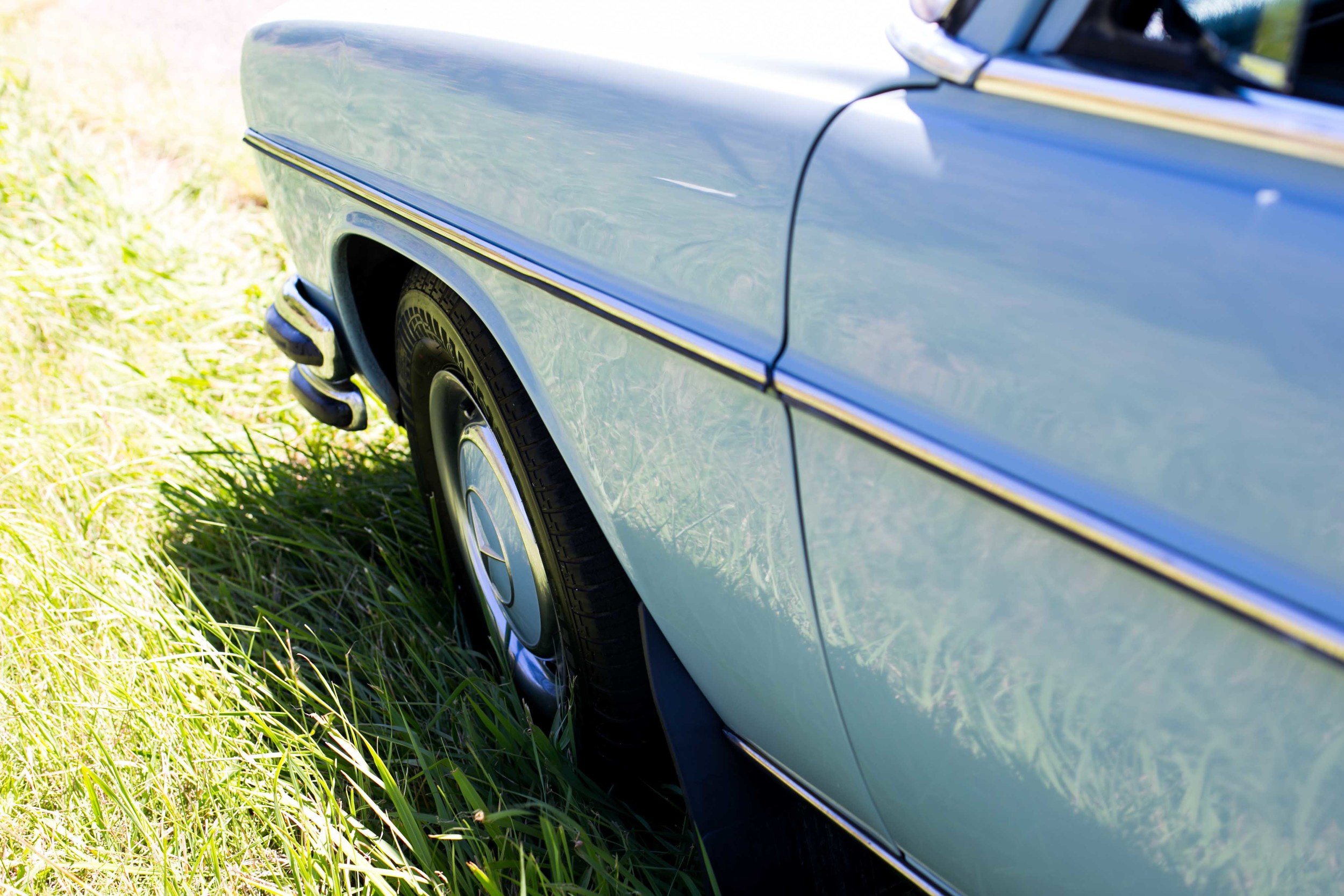 In_venus_Veritas_Mercedez_benz_230_Goulburn-7.jpg