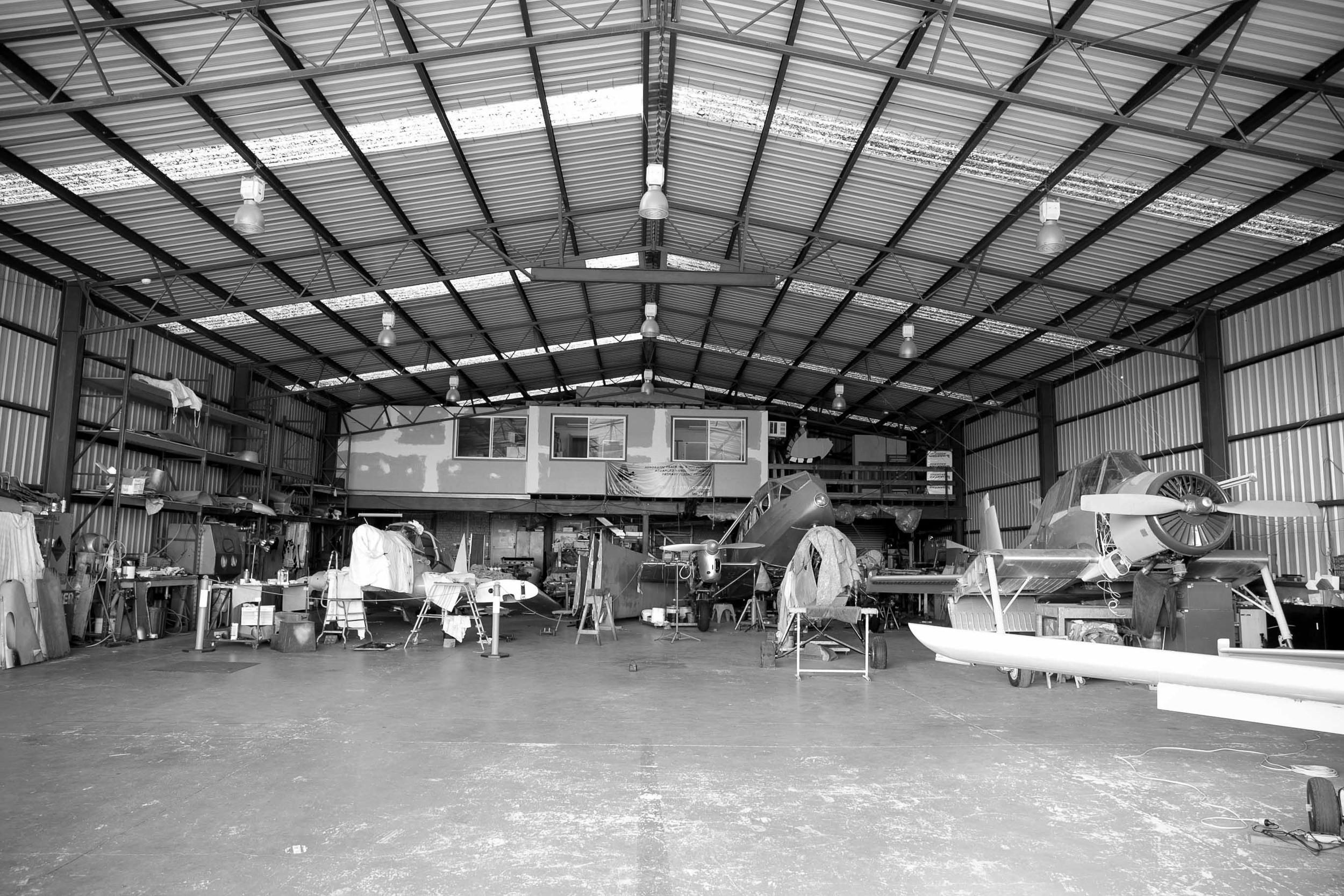 in_venus_veritas_australian_aerobatics_academy_hanger-36.jpg