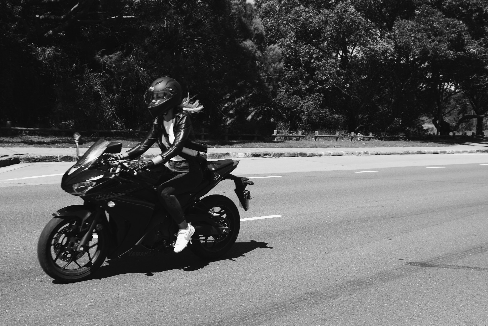 ivv_throttle_dolls_ride_petrolette_7.jpg