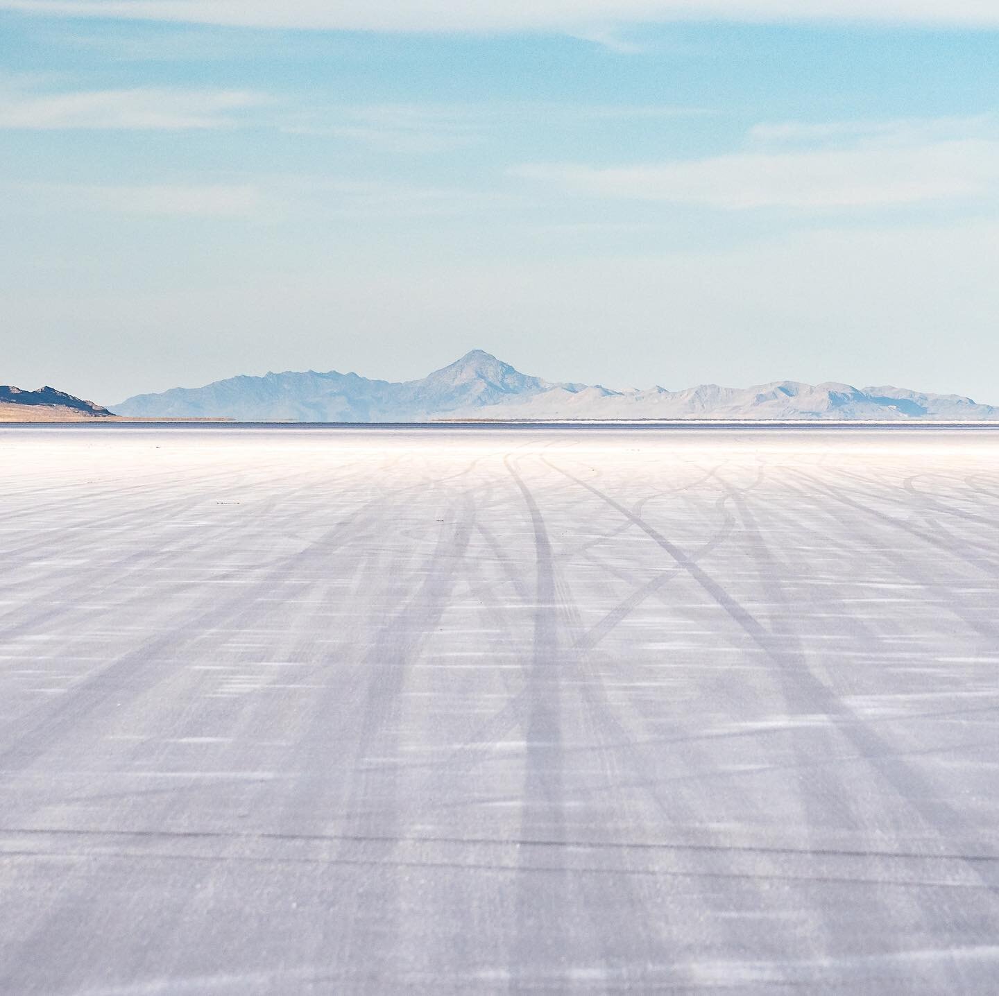 You may remember @najeroux was hell bent on getting to Bonneville a while back. Next bit of International Roaming up on #invenusveritas - link in bio. 📷: @gaolaizola