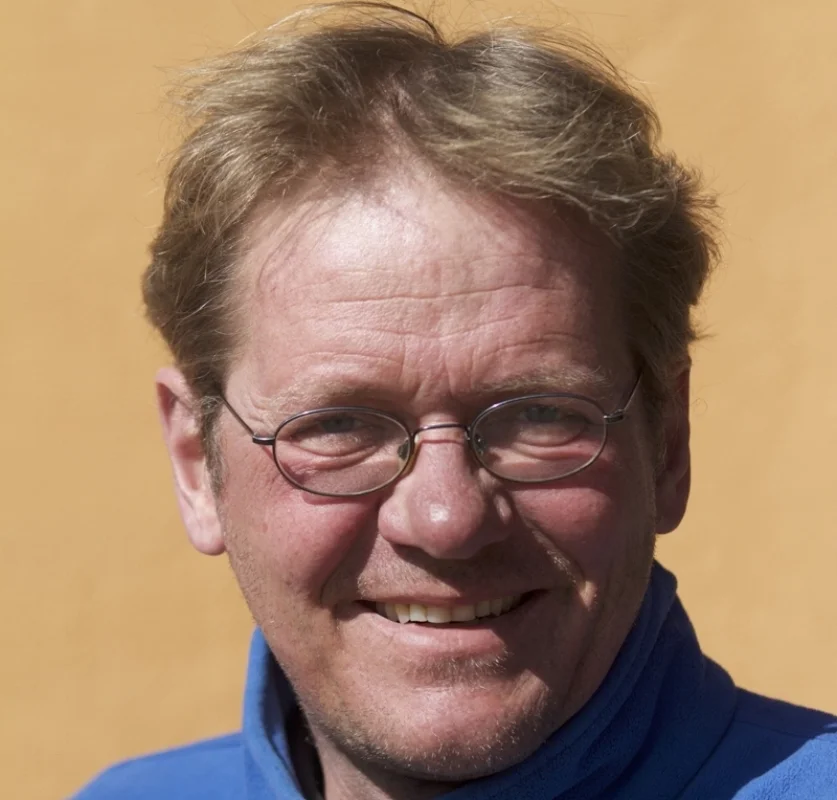 VOLKER ESCHENBACH "Ein Leben ohne Hosta ist ein Irrtum" - Hostagärtnerei, e-Shop, Verkauf, Messen, ‘Cheffe’ - 0170-7338172