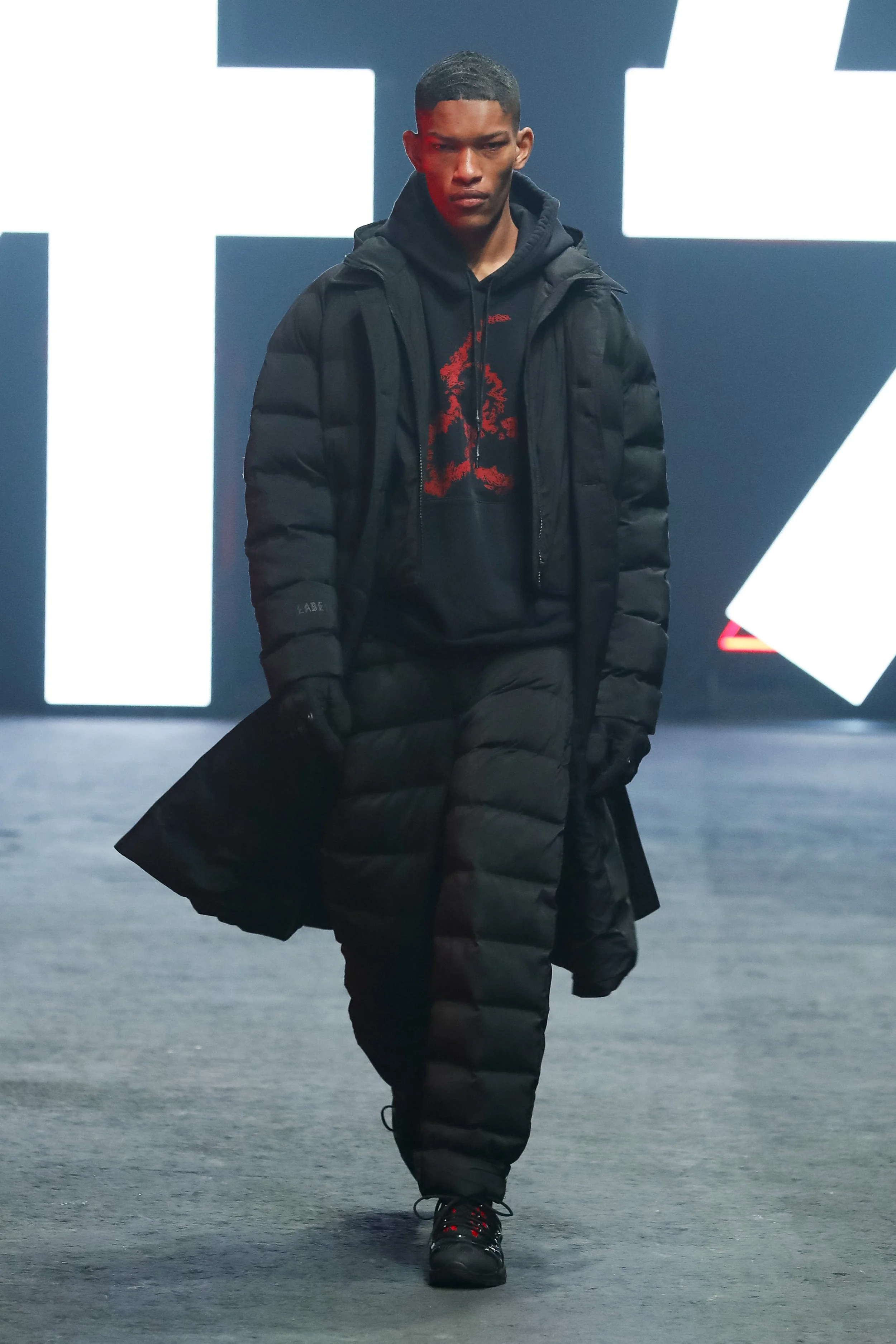 Label-44-Men-FW22-11.jpg