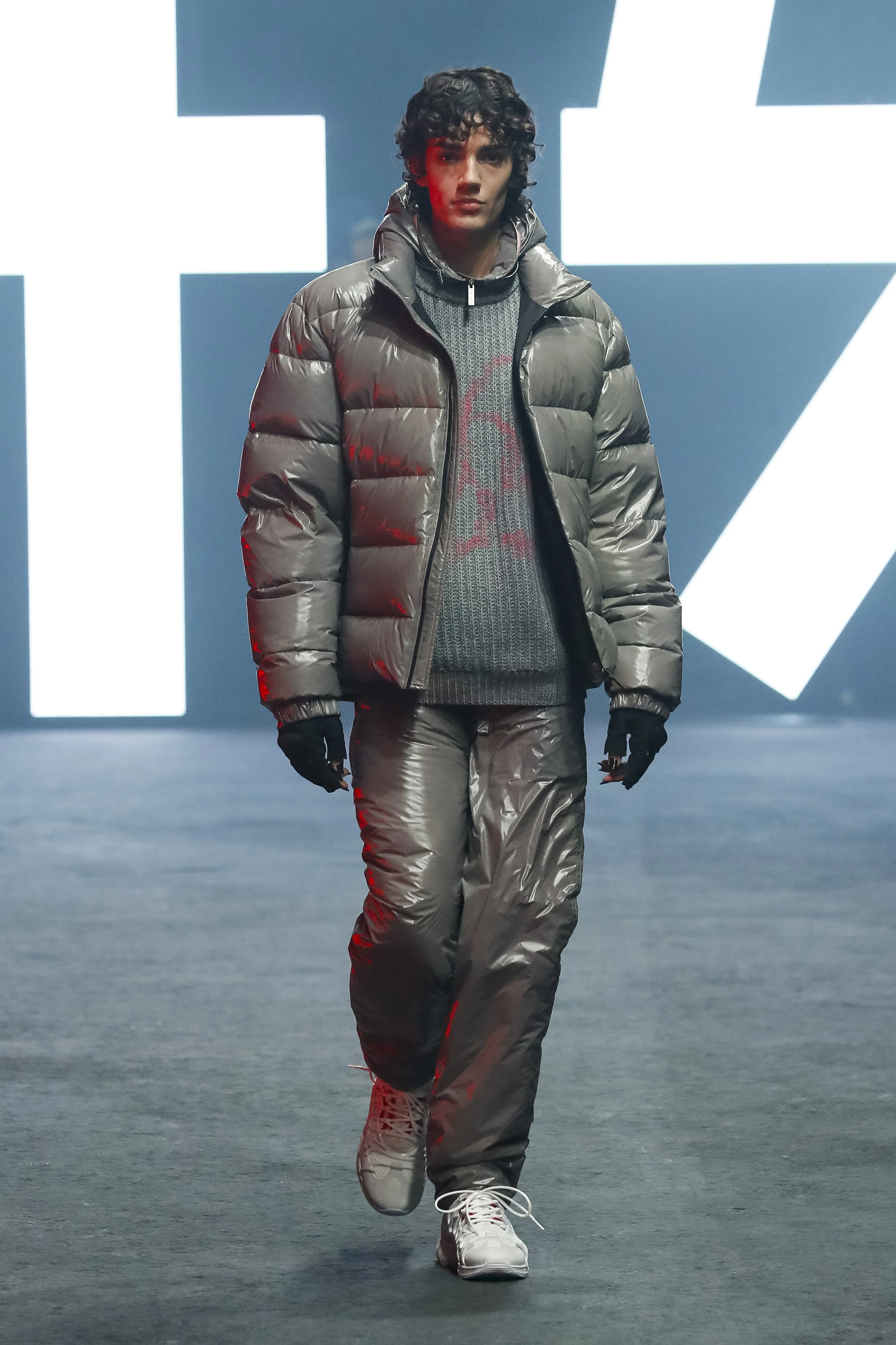 Label-44-Men-FW22-22.jpg