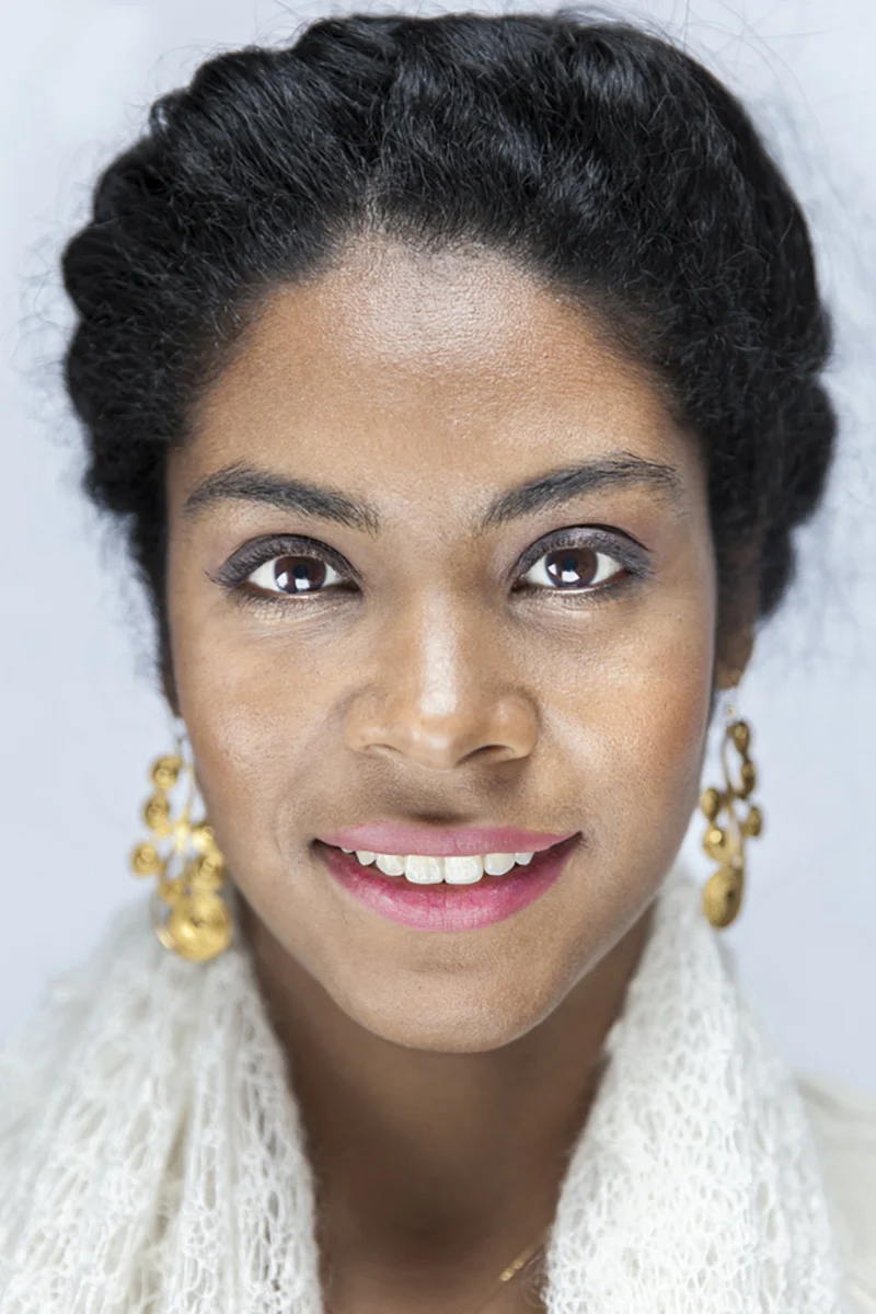 NYC Hair & Makeup Artist - Ananda Khan