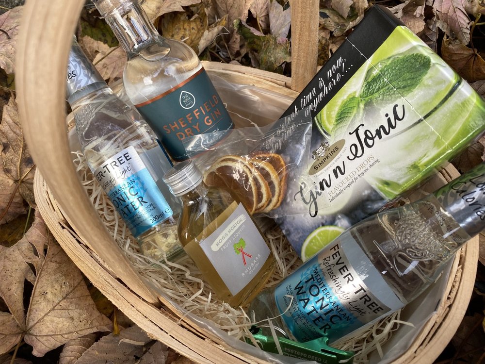 PJ taste Cute Gin Hamper.jpg