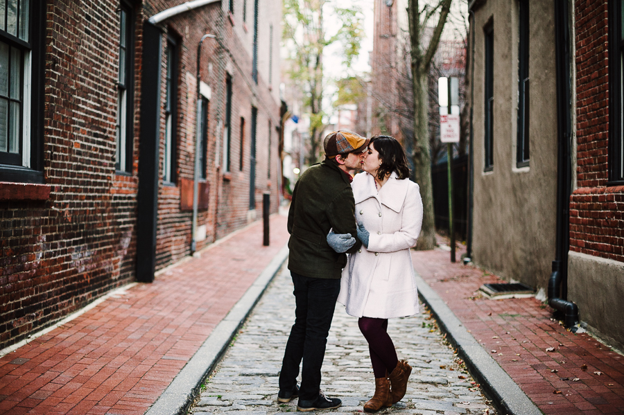 Old City Philadelphia Engagement Photographer Old City Weddings Old City Portraits Philly Weddings Stylish Philadelphia Wedding Photographer Longbook Photography-18.jpg