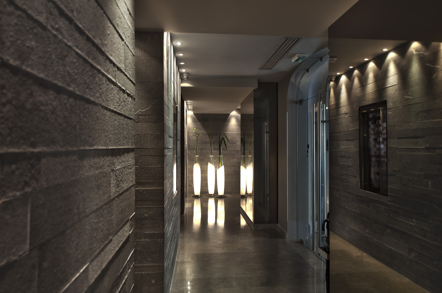 david-emmanuel-cohen-interiors-hotels-16.jpg