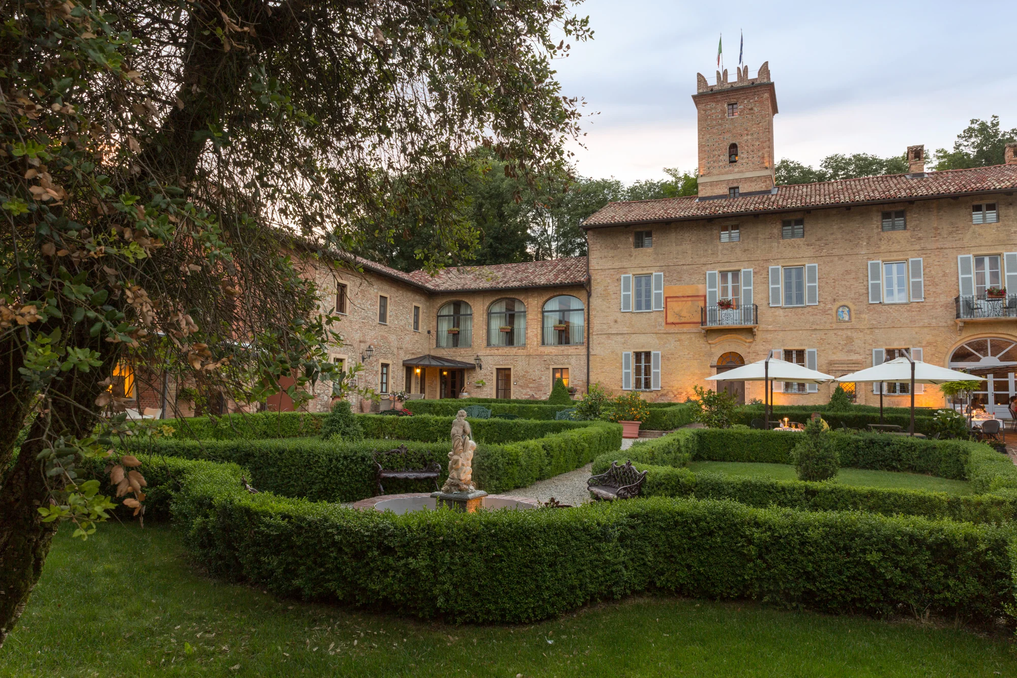 NewBrand-I006-IT-alfiano natta-hotel-4785.jpg