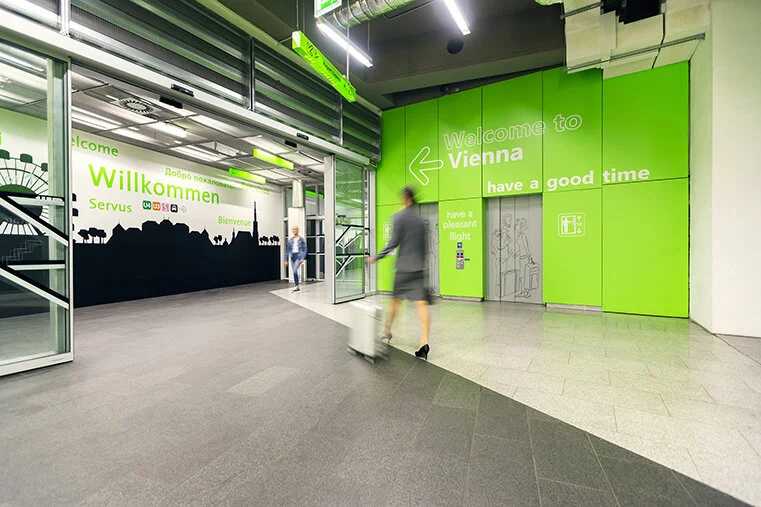 CAT_Terminal_Wien_Mitte_Welcome_CAT_Hammerschmid_low.jpg