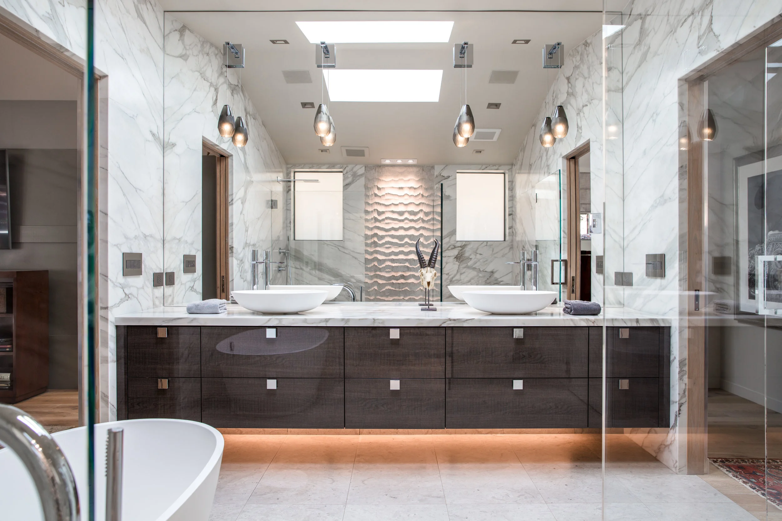 2017-08-31_withandin_grove-guestbath1-2771-dk1-Edit.jpg