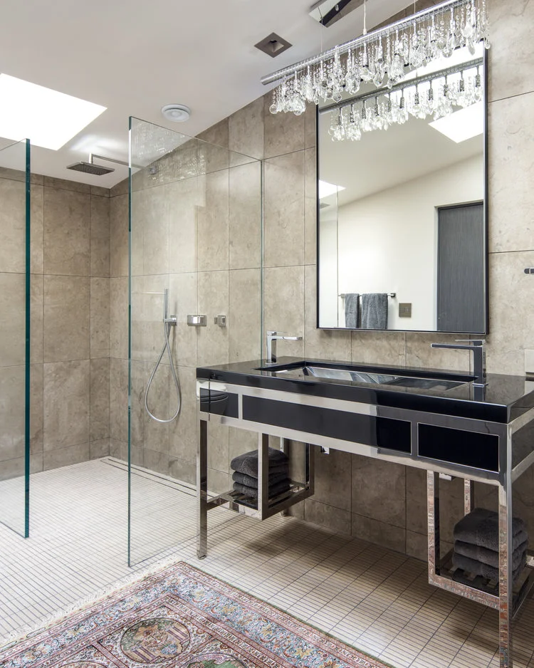 2017-08-31_withandin_grove-guestbath1-2642x-Edit.jpg