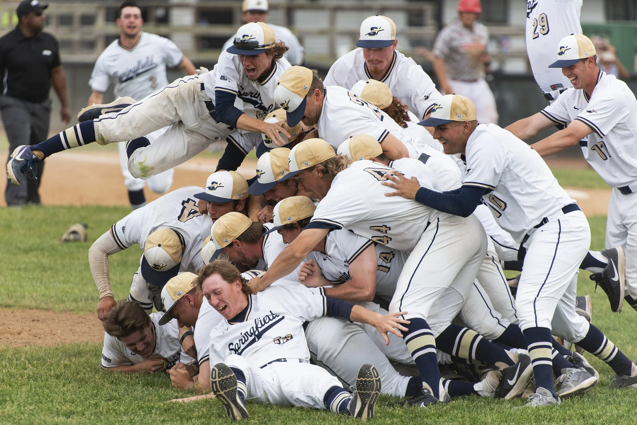 20190518_bsball_Drury_0314_f.jpg