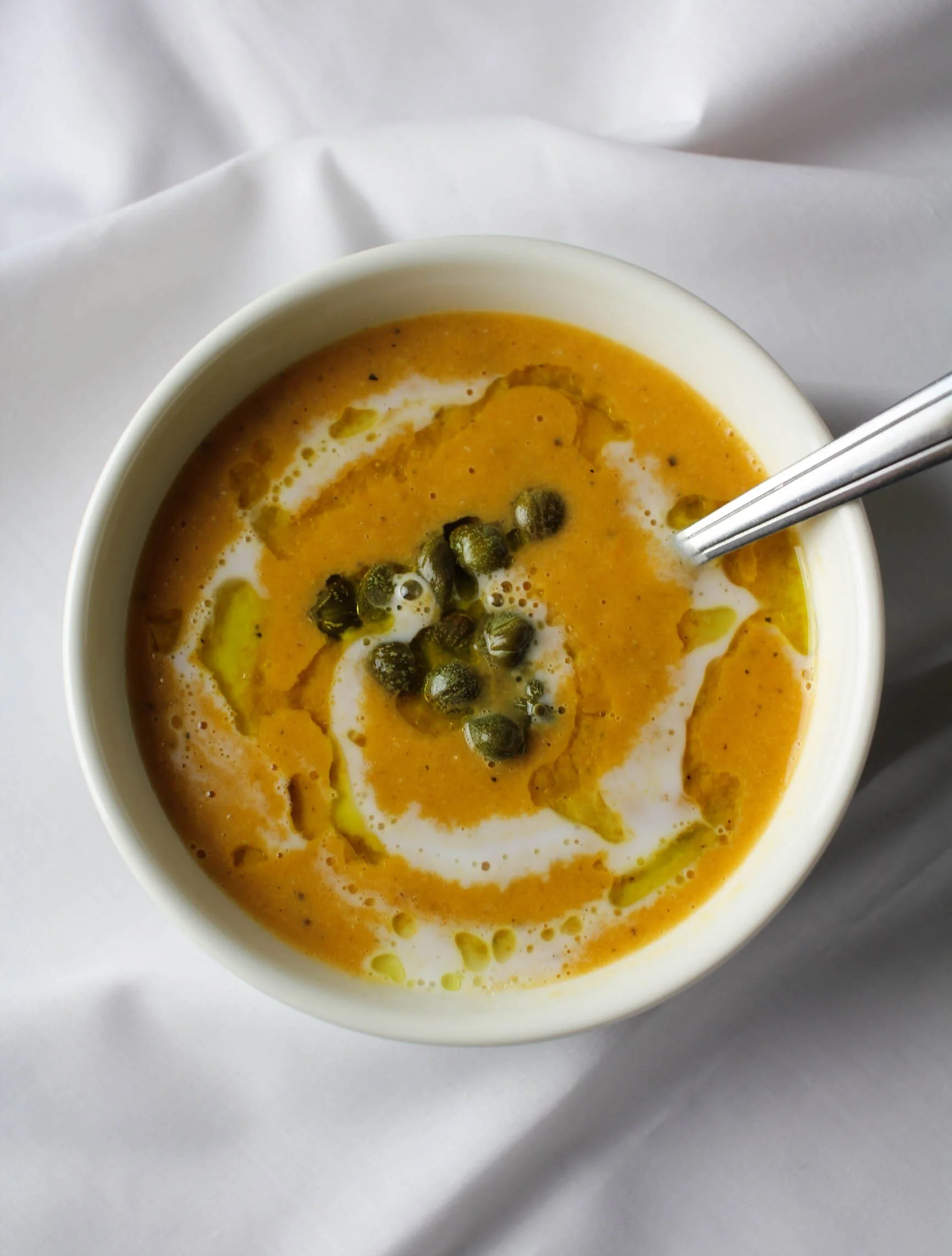 Creamy Roasted Tomato Coconut Soup (VEGAN)