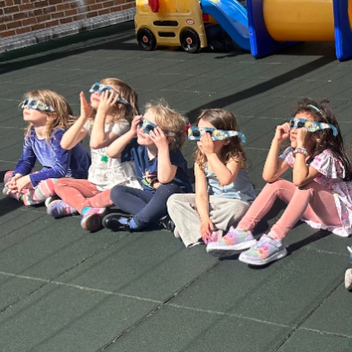 It was awesome to witness the eclipse with our MMS community on our terrace yesterday! We were so lucky to have one of our parents bring their telescope - complete with a sun filter for safety - and assist our students and other parents (along with s